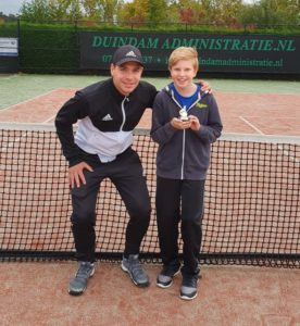 Zeer geslaagde jeugddag bij Tennispark Adegeest